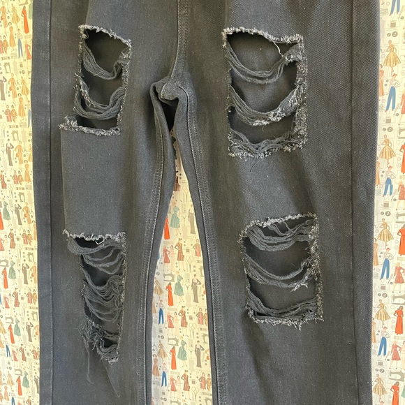 NWT Wide-legged ripped jeans 🖤 - Picture 8 of 10